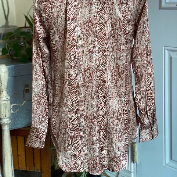 a new day size small button down - Picture 2 of 7